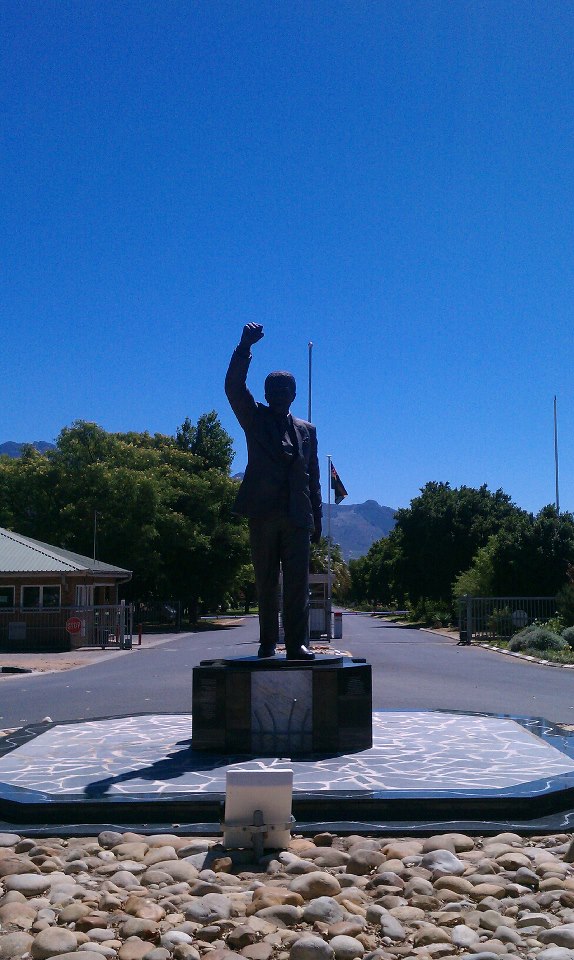 Statue in Paarl 2